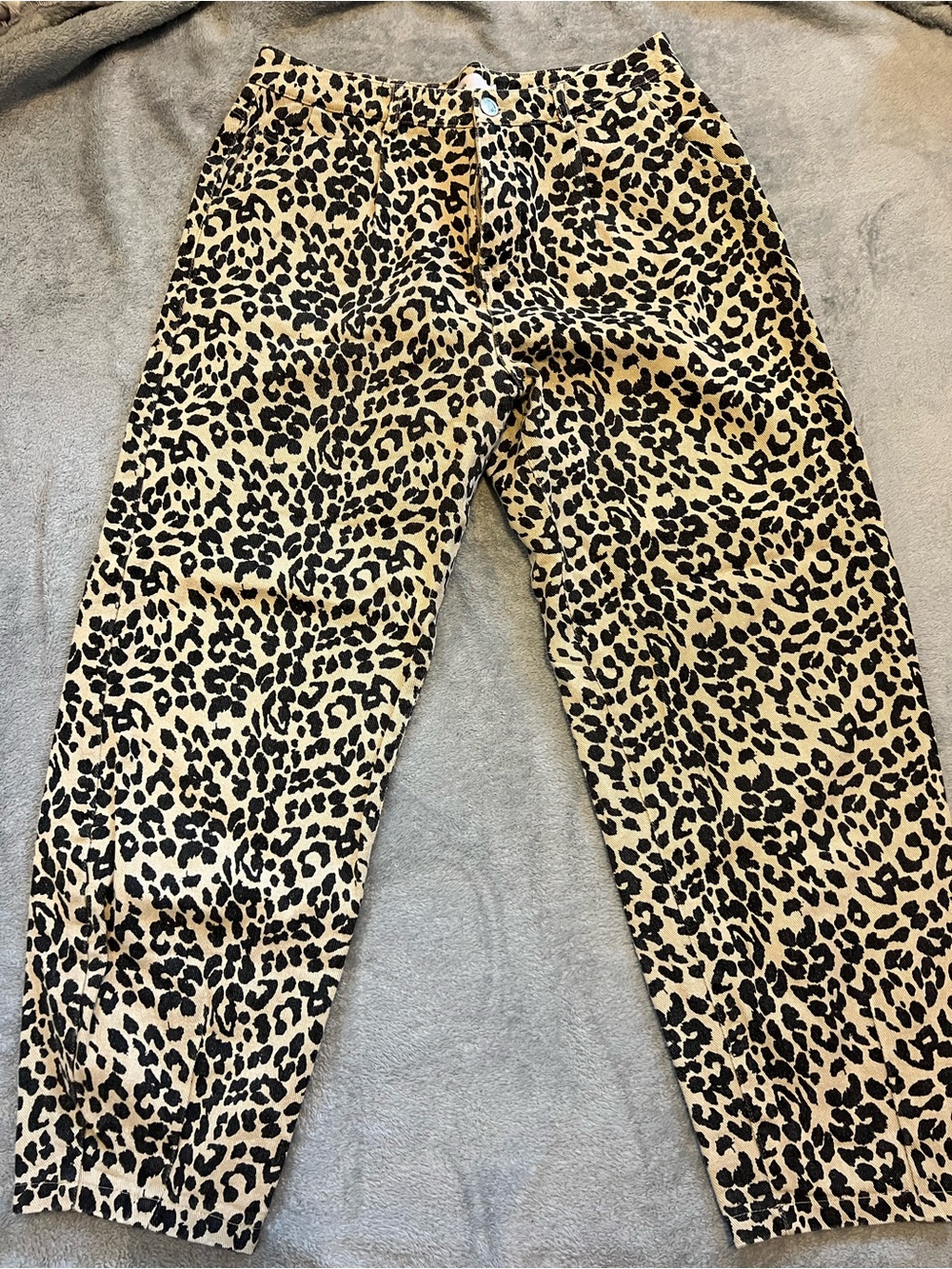 Leopard Print Straight-Leg Pants in Tan and Black